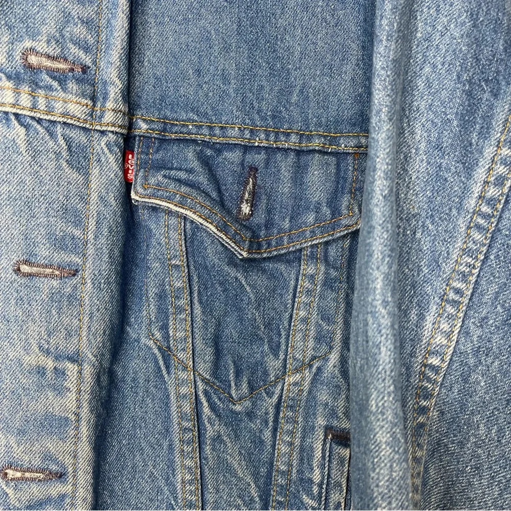 Levi's Light Blue Denim Jacket - Picture 5 of 9